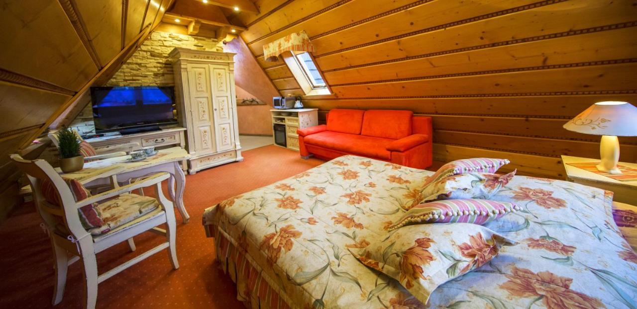 Lesny Dworek Frühstückspension 5*